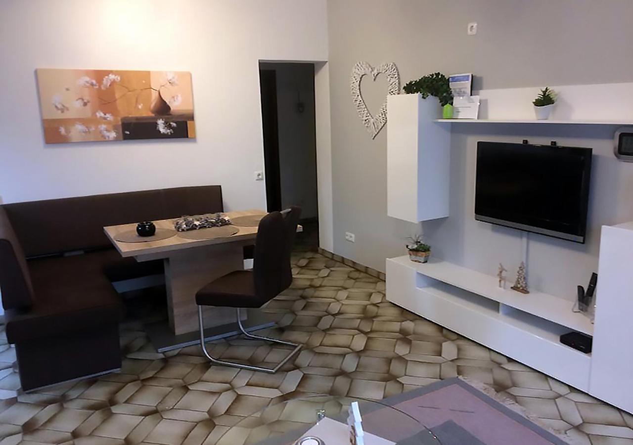 Ferienwohnung Angelika Degerfelden Екстер'єр фото